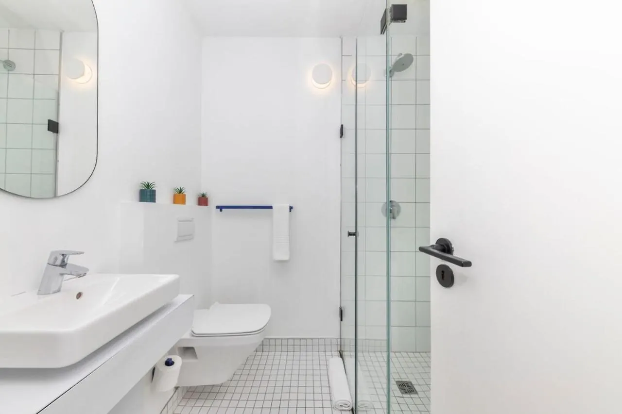 Modern Tranquil Studio Apartment Cape Town Cbd!